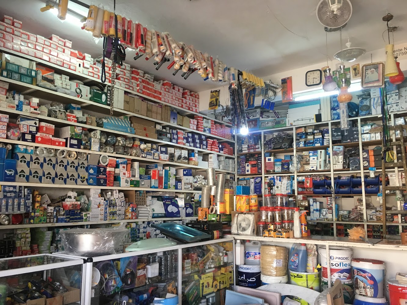 برنامج تسيير محلات العقاقير 